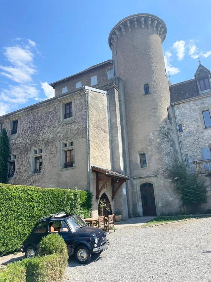 Superbe Appartement Au Chateau D'Allaman De 80M2 吕格兰 外观 照片